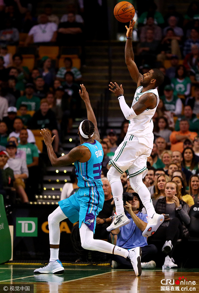 清晨夏洛特黄蜂调整名单以备意甲,回应争议环节打磨,话题不断,身体对抗强度拉满 清晨夏洛特黄蜂调整名单以备意甲,回应争议环节打磨,话题不断,身体对抗强度拉满